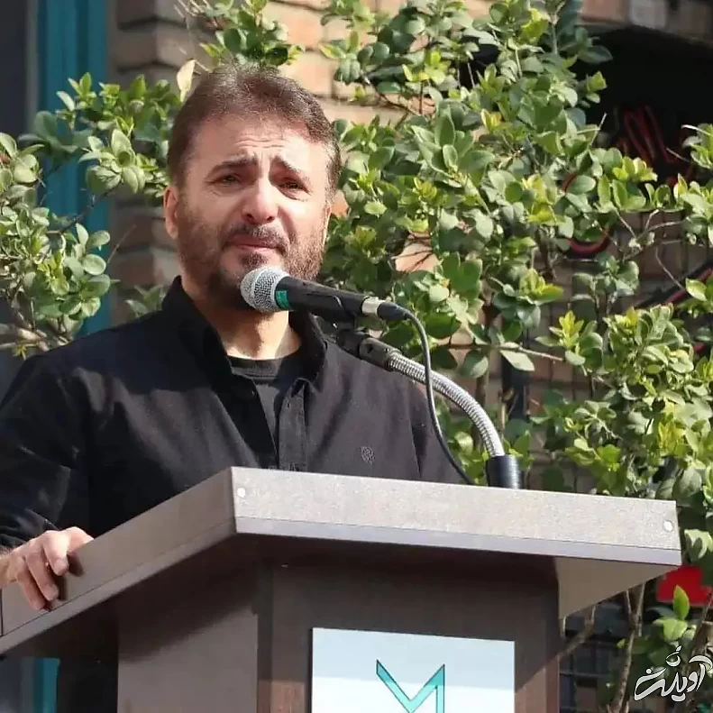 گریه های بی امانِ جواد هاشمی در مراسم شهرام عبدلی